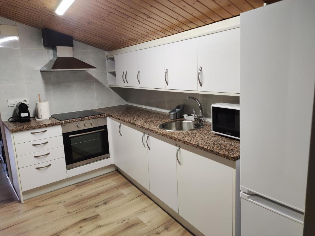 Apt 3 Atic Acollidor Al Centre De Vic - Aptgarbi エクステリア 写真